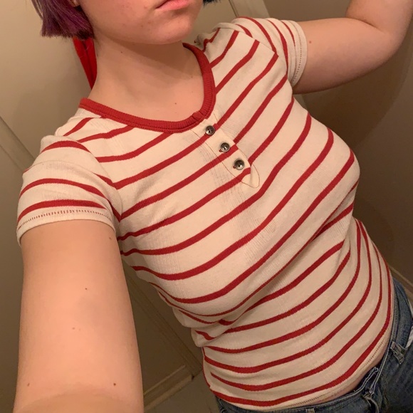 White And Red Striped T-Shirt - Picture 2 of 2